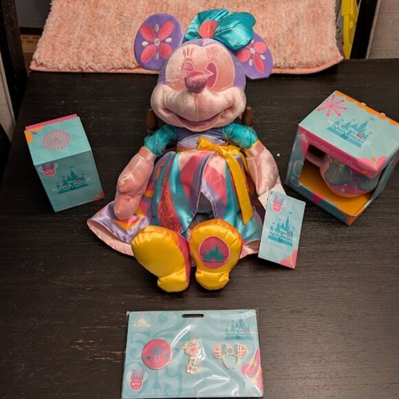 Disney Other - ⬇️PD⬇️DISNEY MINNIE MOUSE + Pin Set,Cup & Magic Band LIMITED RELEASE COLLECTIBLE